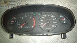 Licznik zegary obrotomierz Hyundai H1 Starex 2,6D 8v van 1998r
