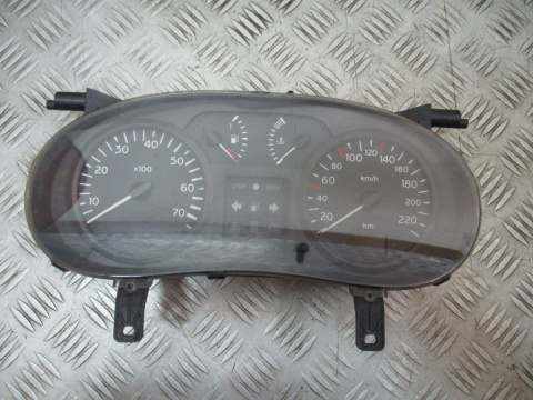 Licznik zegary P8200059763 Clio II 1,2i 16v 2002r