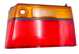 HONDA ACCORD IV LAMPA TYLNA PRAWA W KLAPĘ 043-8496R STANLEY