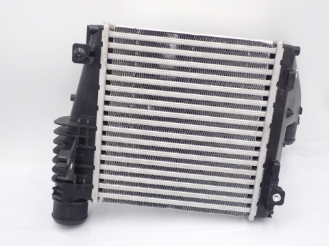 PSA RIFTER 3008 C4 II BERLINGO VIVARO ZAFIRA D Intercooler 967562798 M162476 VALEO