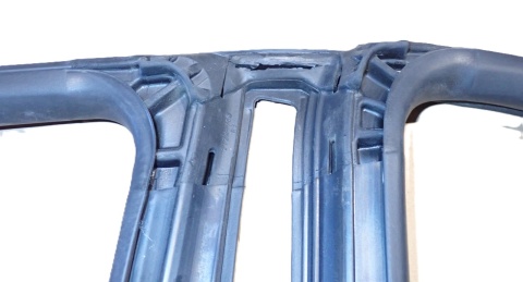 SUBARU LEGACY IV '08R KOMBI LIFT USZCZELKA PRAWA SŁUPKA DRZWI