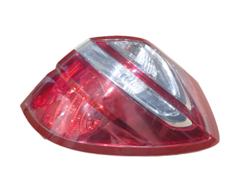 SUBARU LEGACY IV '08R KOMBI LIFT LAMPA PRAWY TYŁ PT EUROPA KOITO 220-20952