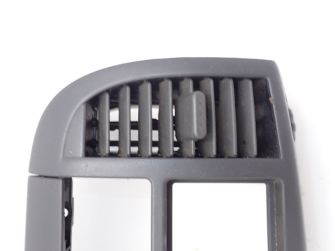 MICRA K12 KRATKA KRATKI NAWIEWU ŚRODKOWE PANEL KONSOLA RAMKA SZARE