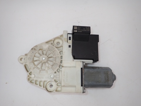 SEAT IBIZA III POLO FABIA SILNICZEK SZYBY PODNOŚNIKA LEWY PRZÓD OE EU BROSE