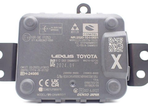 TOYOTA YARIS CROSS RADAR SENSOR CZUJNIK DISTRONIC 88210-52120 - JAK NOWY EU