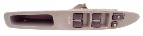 AVENSIS VERSO PANEL SZYB 84040-44030
