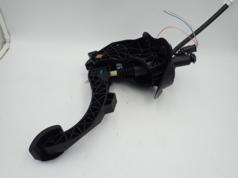 BERLINGO DOBLO COMBO PROACE pedał sprzęgłą wysprzęglik JAK NOWY 98208861800