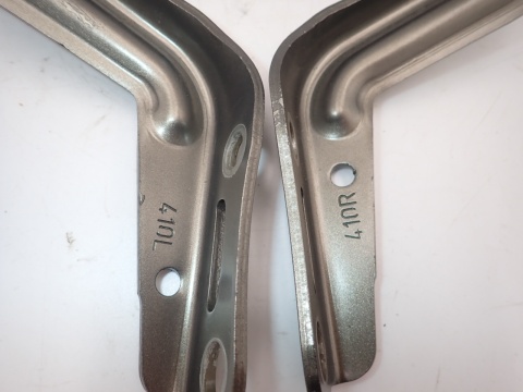 TOYOTA YARIS CROSS ZAWIASY MASKI POKRYWY SILNIKA L+P KPL KOD LAKIERU: 6X1