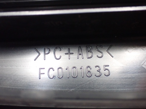 Toyota Yaris Cross ŁADOWARKA INDUKCYJNA 861C00D020 JAK NOWA ORYGINAŁ EUROPA