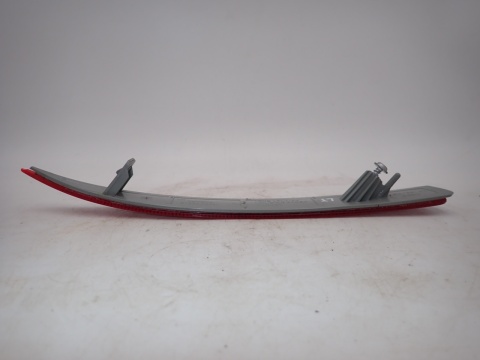 TOYOTA COROLLA E21 SEDAN OBLASK ZDERZAKA LEWY TYŁ LT OE 8192002350 - OPIS