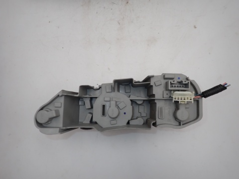 TOYOTA COROLLA VERSO LIFT lampa prawy tył PT0F-01 OF-01 FARBA kpl + wkład OE EUROPA