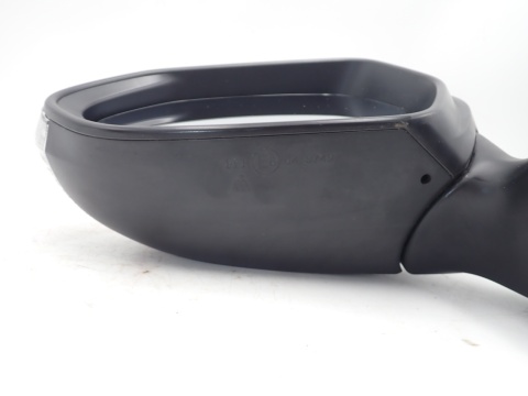 TOYOTA YARIS CROSS LUSTERKO LEWE 8 PIN KOD 10202200 LAKIERU 6X1 - JAK NOWE OE EUROPA