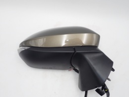 TOYOTA YARIS CROSS LUSTERKO PRAWE 8 PIN KOD 10201200 LAKIERU 6X1 - JAK NOWE OE EUROPA