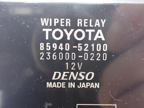 TOYOTA YARIS CROSS MODUŁ STEROWNIK WYCIERACZEK 8594025100 2360000220 - JAK NOWY ORYGINAŁ EUROPA